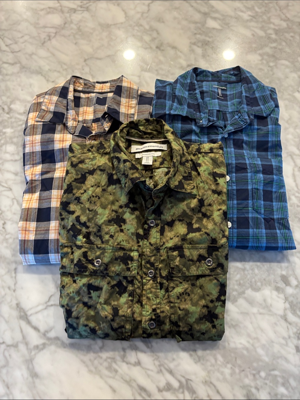 BUNDLE: Amazon Essentials lightweight Button-Down Shirt